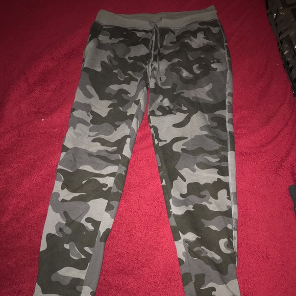 Champion men’s joggers size medium - Picture 4 of 5